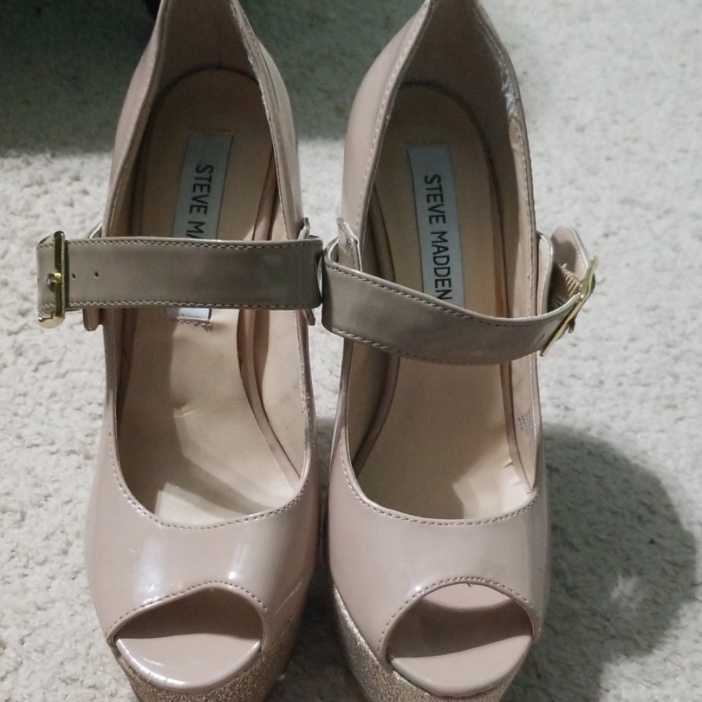 Nude heels